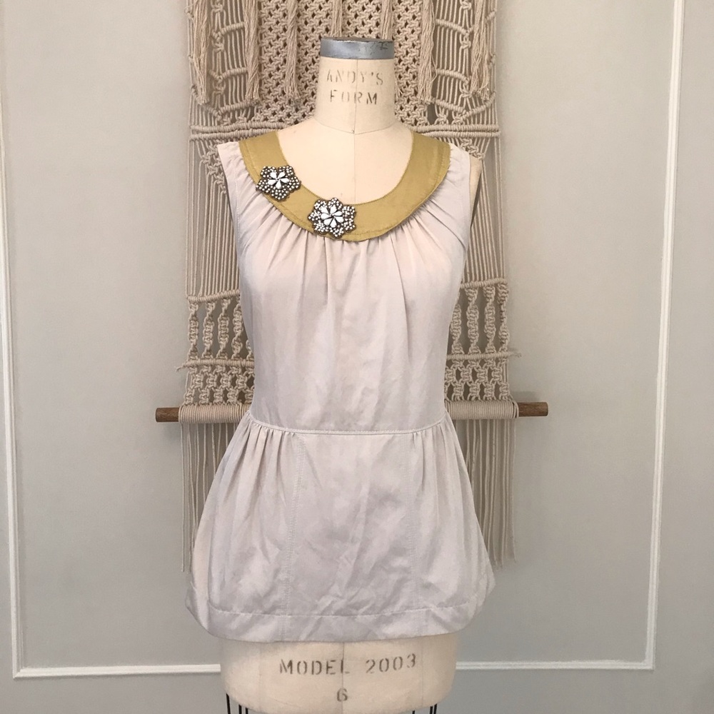 Sale!! Beautiful Vera Wang top